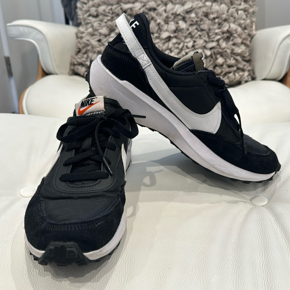 Nike fashion sneakers